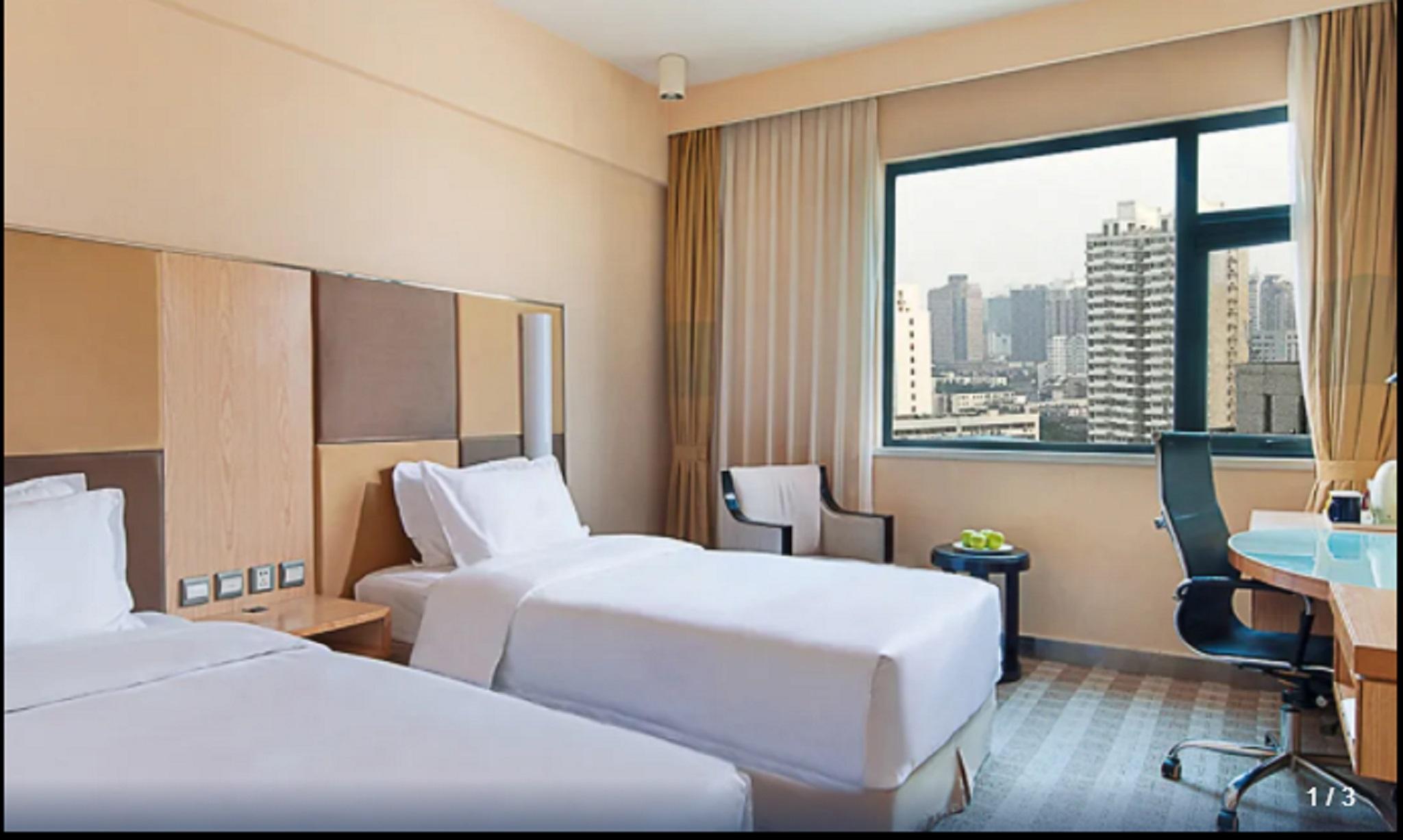 Holiday Inn Express Zhengzhou Zhongzhou By Ihg Екстер'єр фото