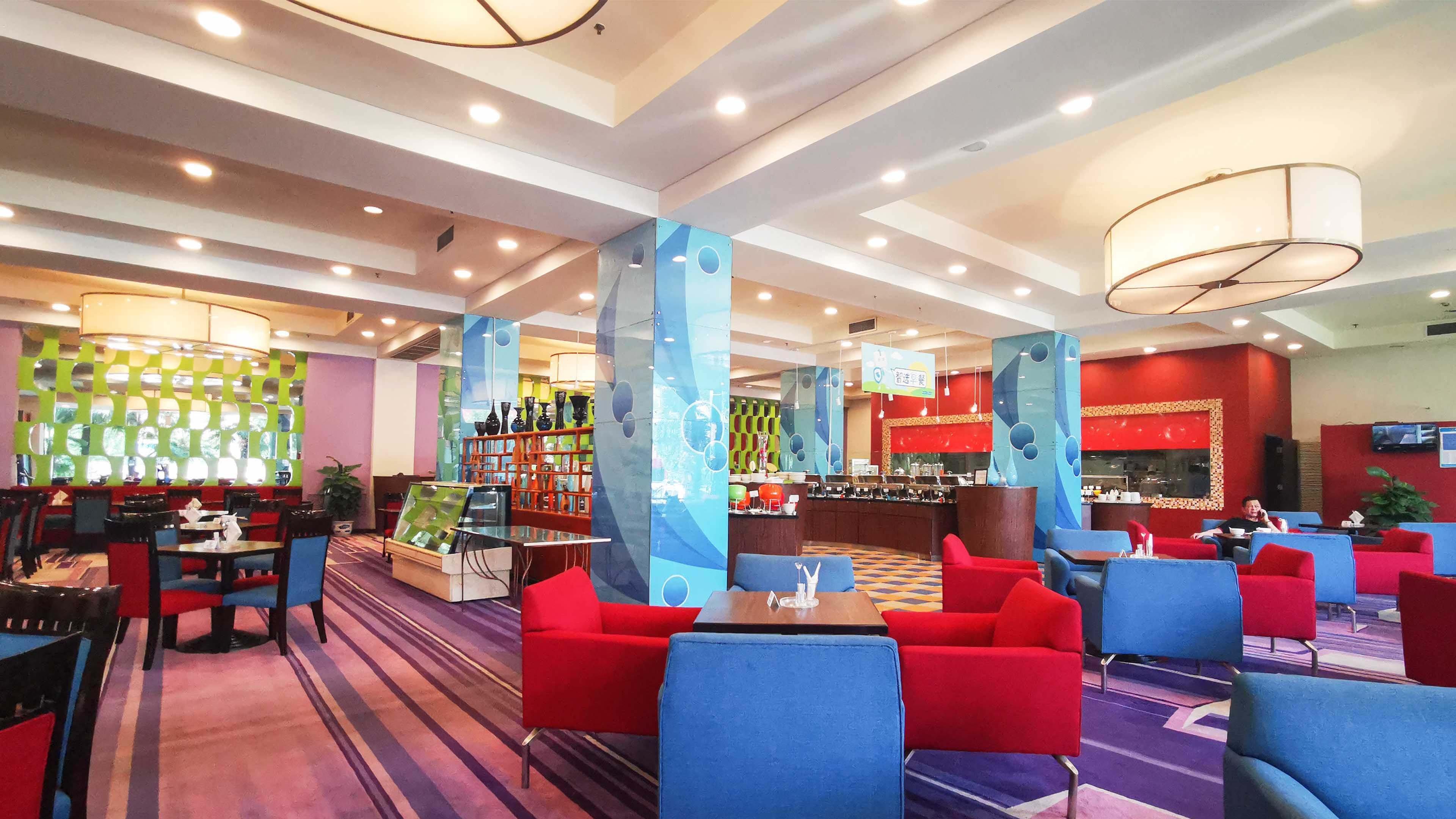 Holiday Inn Express Zhengzhou Zhongzhou By Ihg Екстер'єр фото