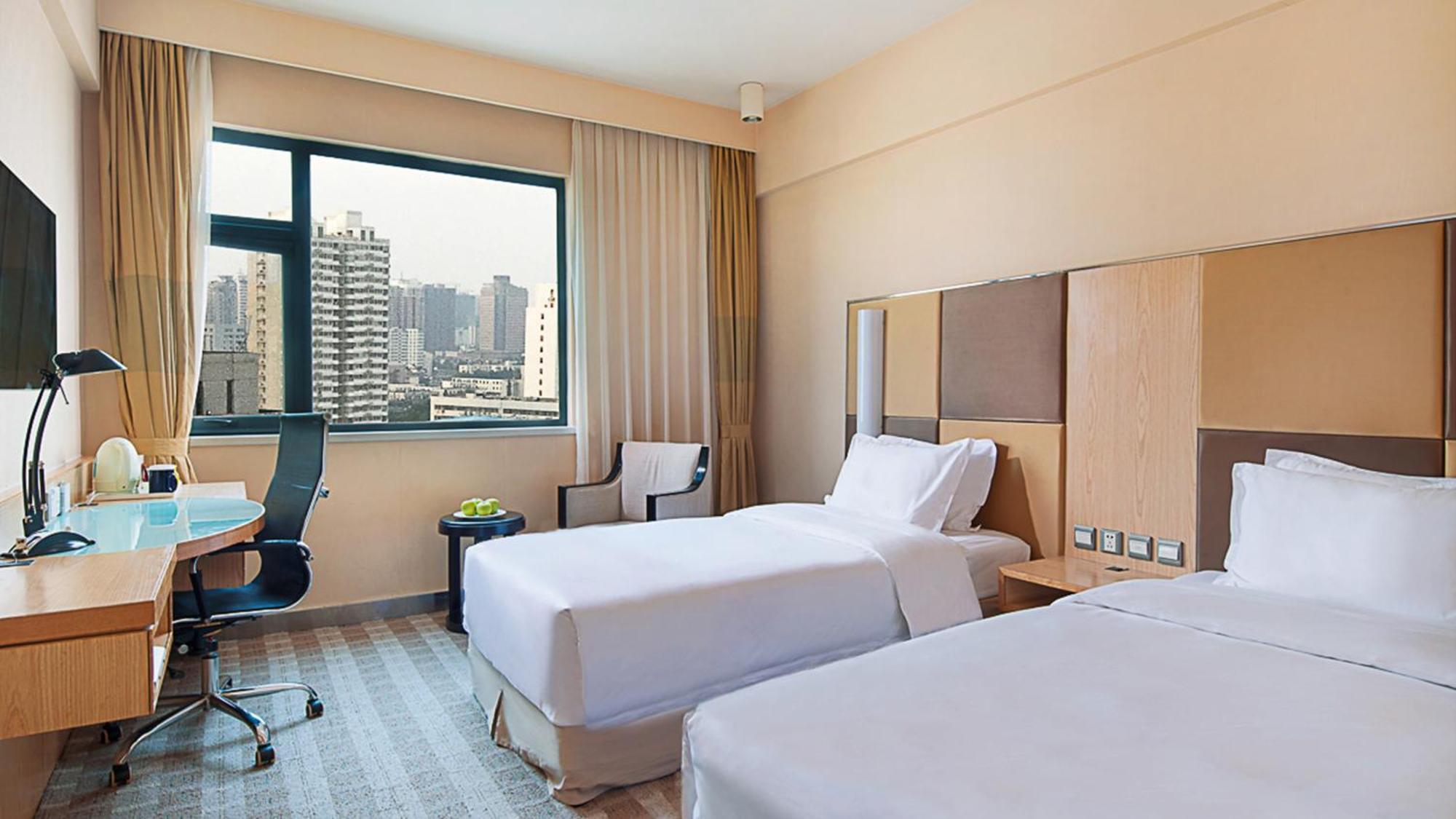 Holiday Inn Express Zhengzhou Zhongzhou By Ihg Екстер'єр фото