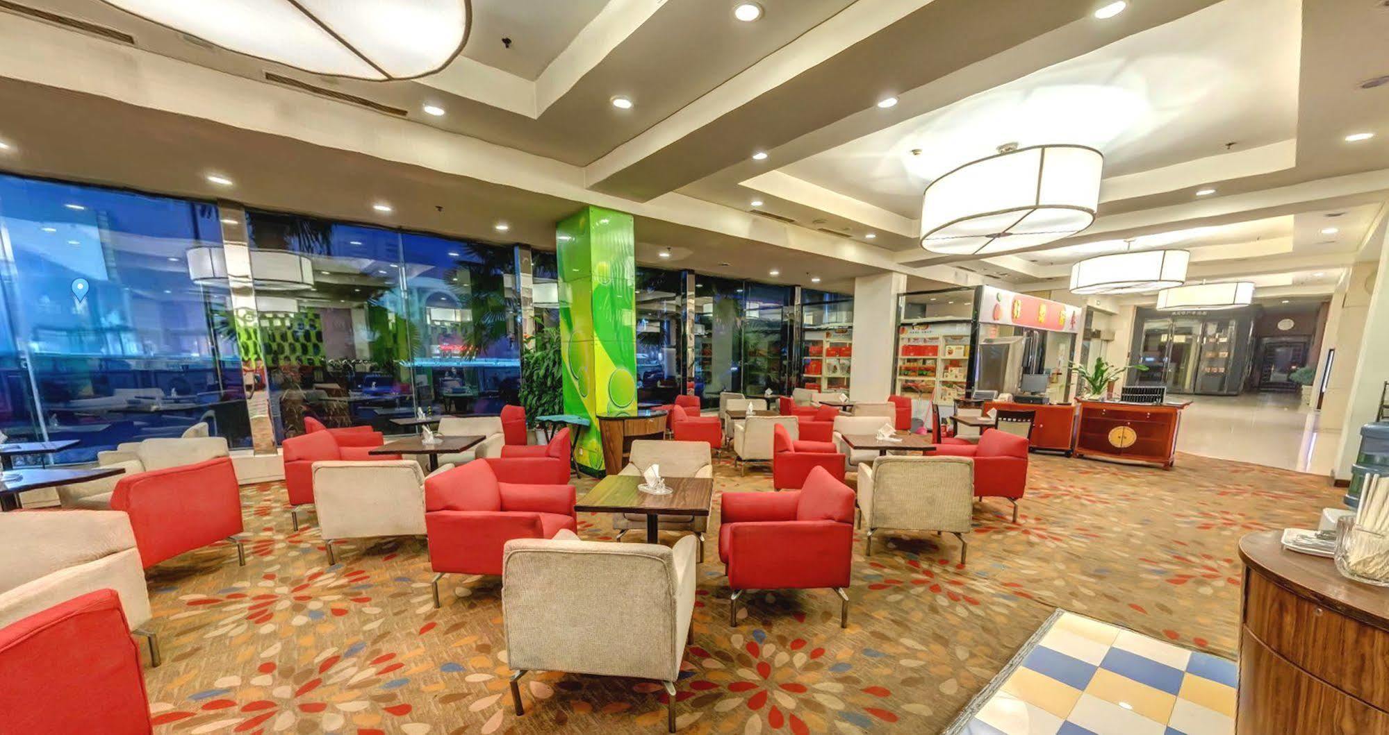 Holiday Inn Express Zhengzhou Zhongzhou By Ihg Екстер'єр фото