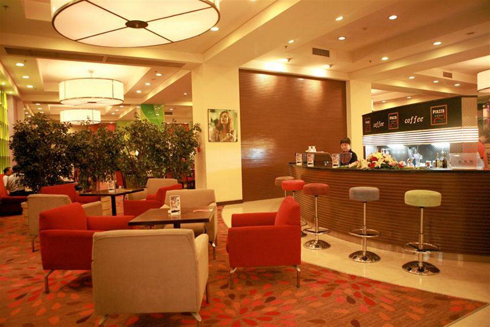 Holiday Inn Express Zhengzhou Zhongzhou, An Ihg Hotel Ресторан фото